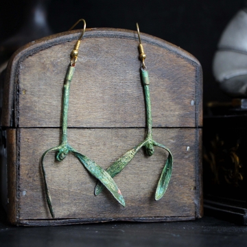 Mistletoe earrings for good luck