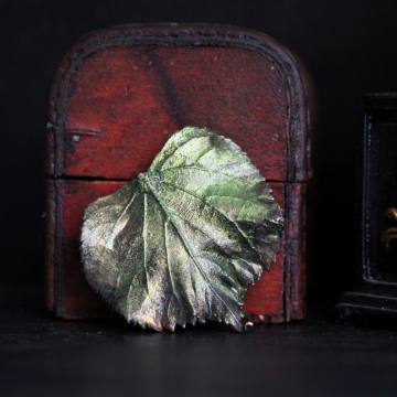 Plated linden leaf - brooch