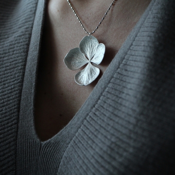 Silver-plated hydrangea - pendant