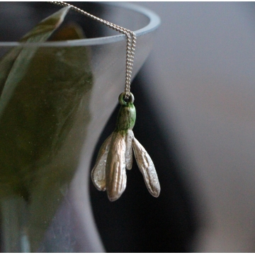 Посеребренный подснежник